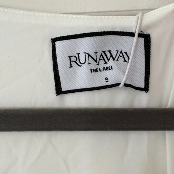 Jasmine White Mini Dress - Picture 4 of 6